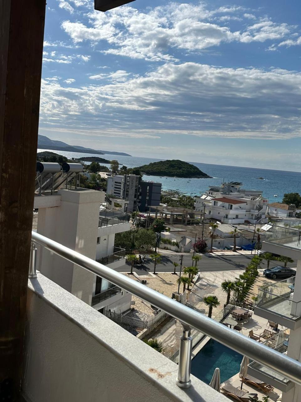 Hotel Marku 4*